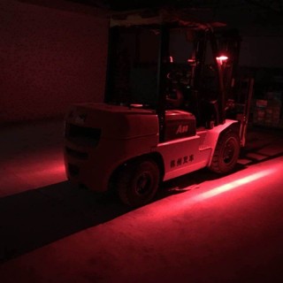 Предупредителна LED червена лампа за безопасност